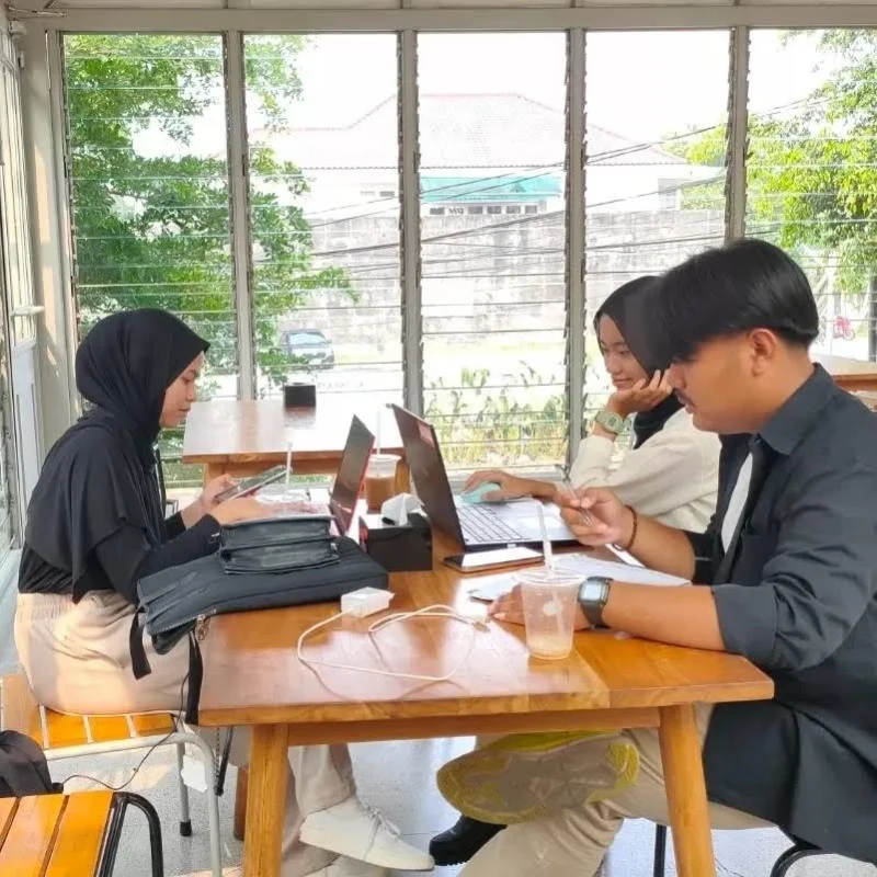 Ekskul English Club